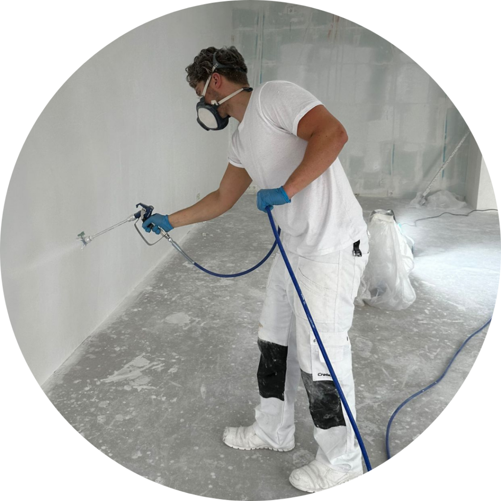 Spuitwerk op muur door Max Coolen