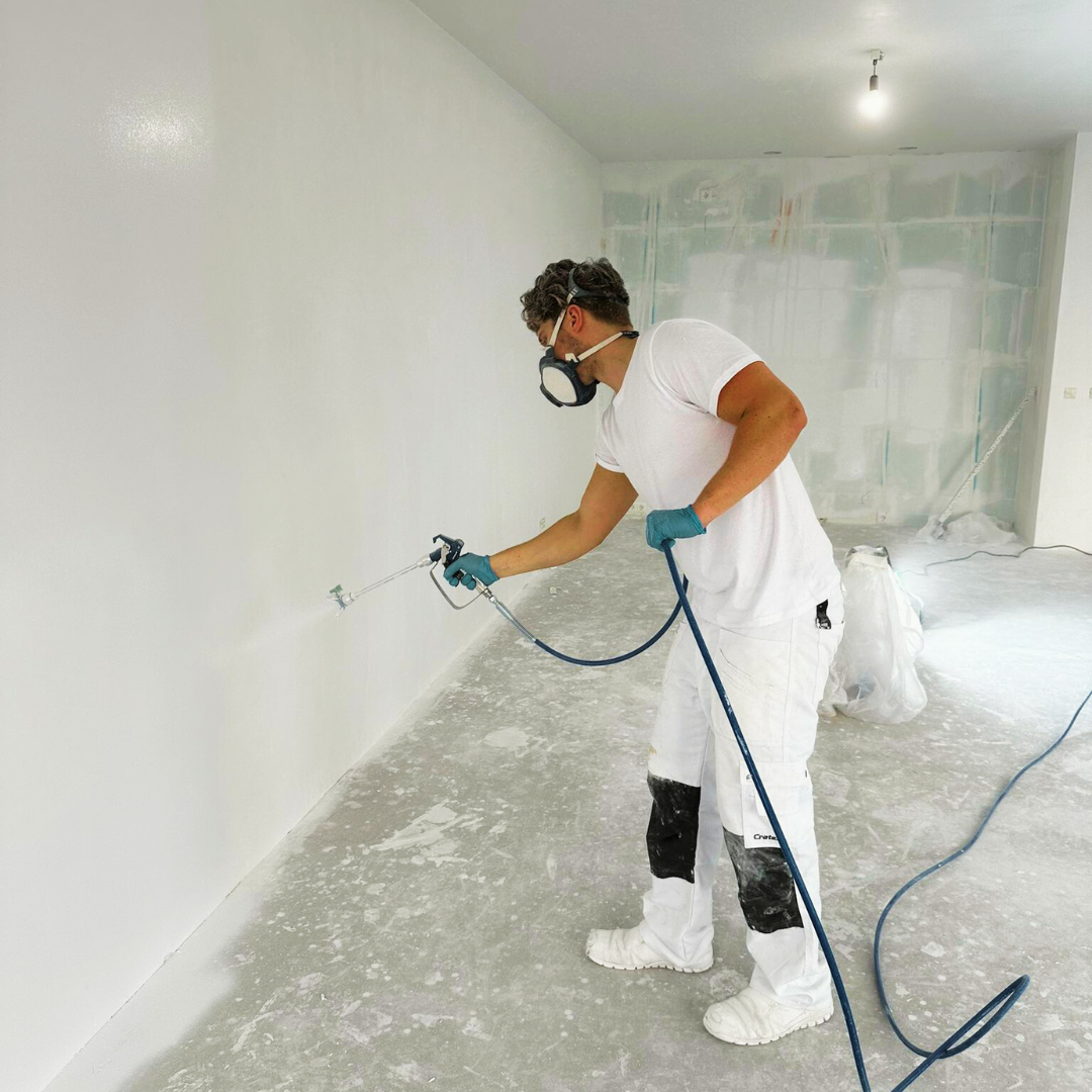 Latex spuitwerk door Max Coolen